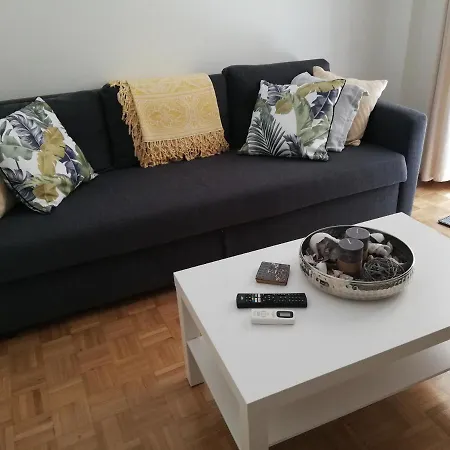 Old Town Furnished Apartamento *