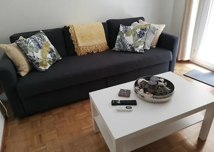 Old Town Furnished Apartamento *