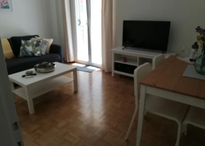 Old Town Furnished *